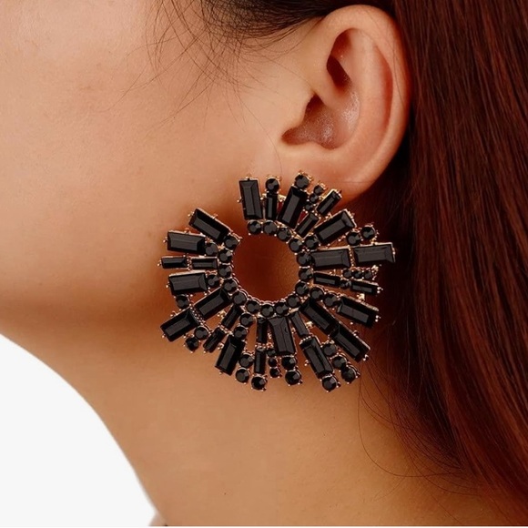 Black Crystal Starburst Oversized Earrings - Picture 3 of 17